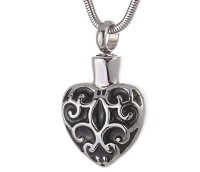 Herz in Silber Schwarz mit einem abgesetzten Muster aus Edelstahl Gravur AP 259